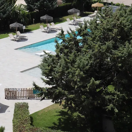 Almirante Отель 3*