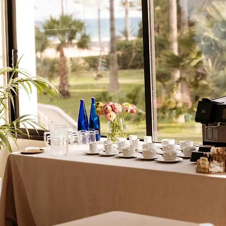 Almirante Hotel 3*