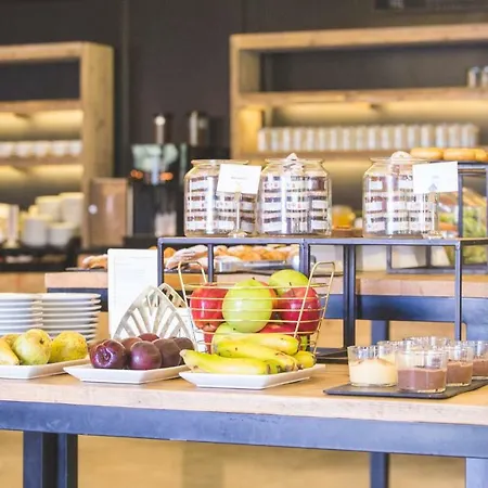 Отель Almirante 3*